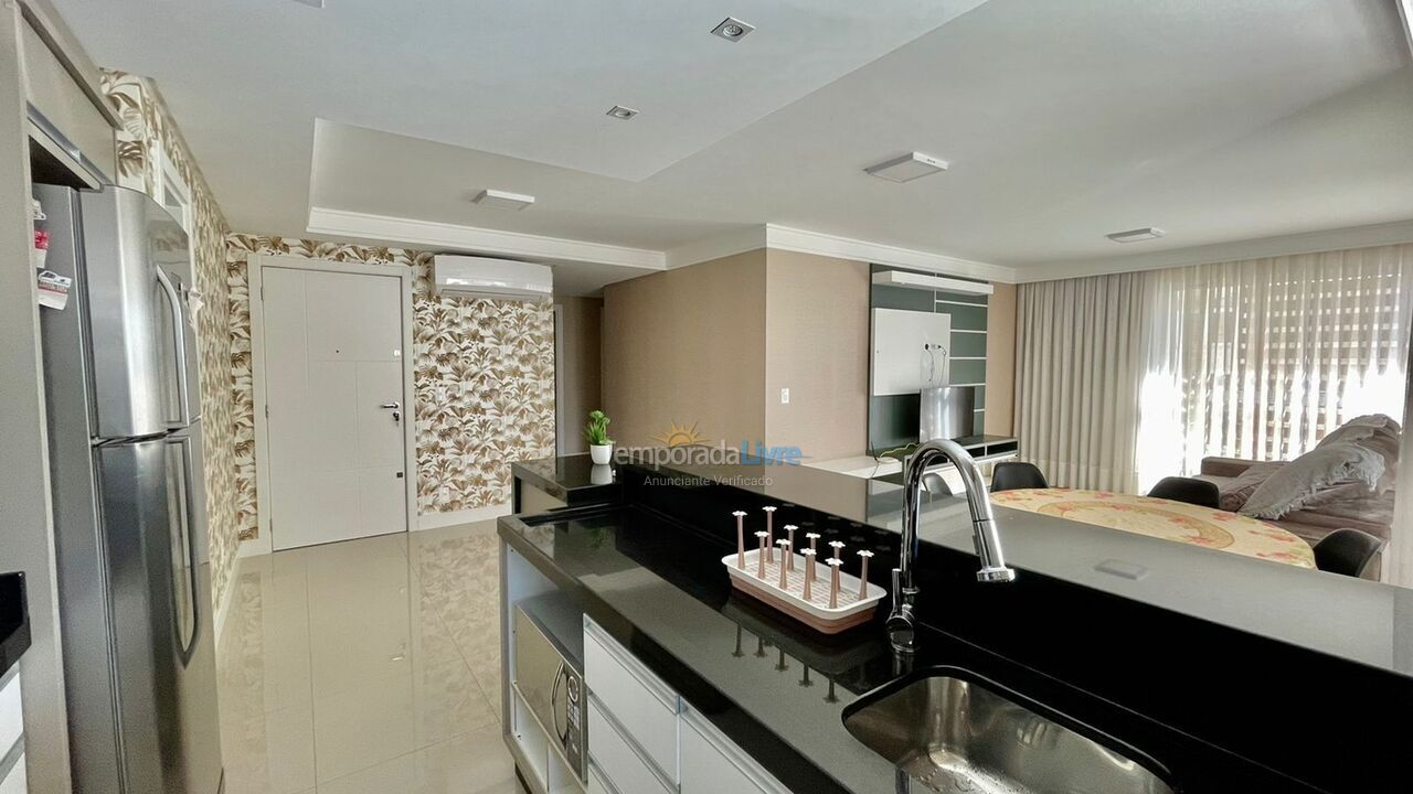 Apartamento para alquiler de vacaciones em Itapema (Meia Praia)
