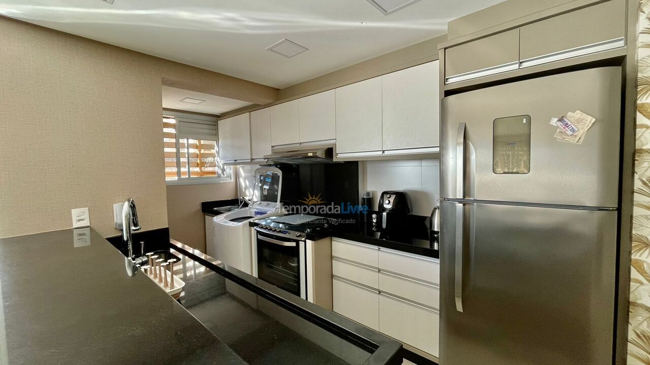 Apartamento para alquiler de vacaciones em Itapema (Meia Praia)