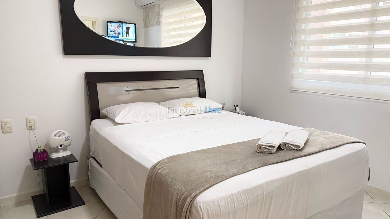 Apartamento para aluguel de temporada em Itapema (Meia Praia)