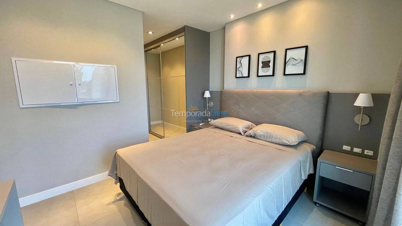 Apartment for vacation rental in Itapema (Centro)