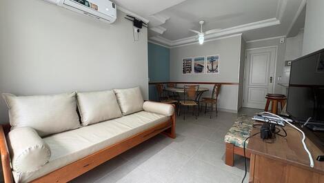COZY APARTMENT ONE BLOCK FROM PRAIA GRANDE - UBATUBA