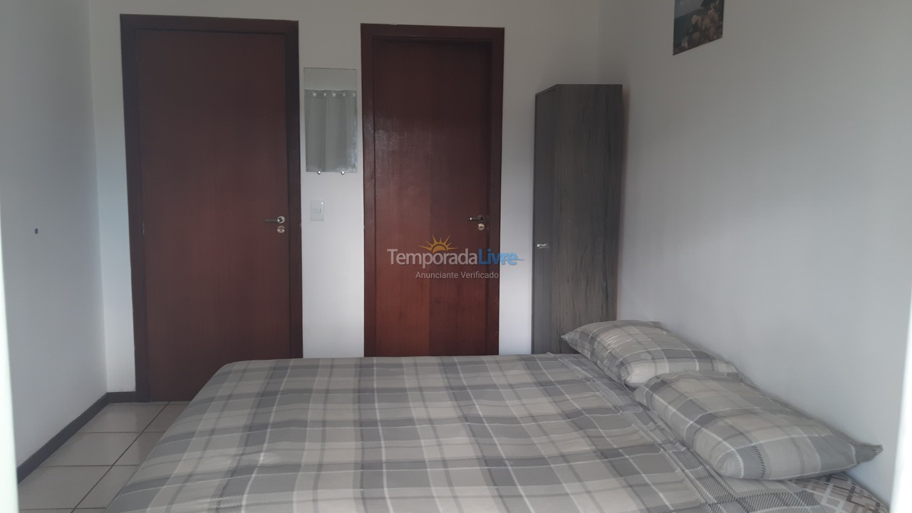 Apartamento para alquiler de vacaciones em Bombinhas (Praia de Bombas)