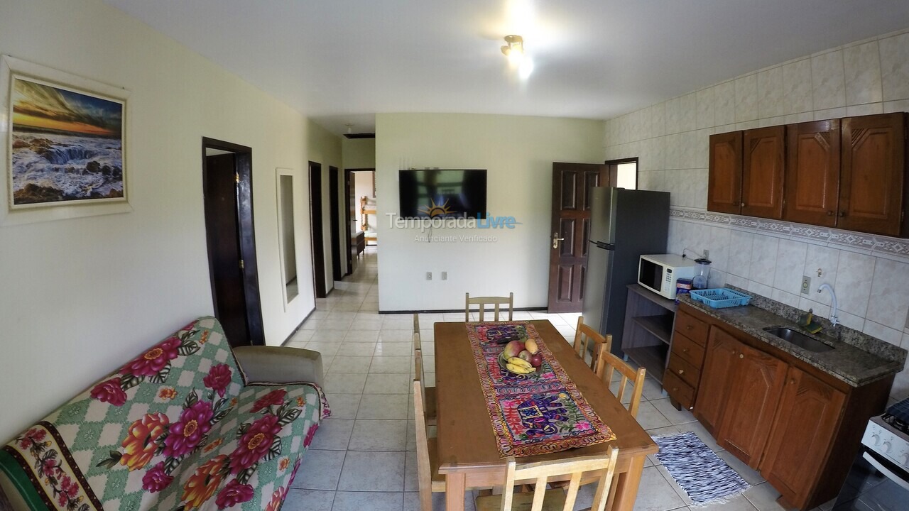 Apartment for vacation rental in Garopaba (Praia da Ferrugem)