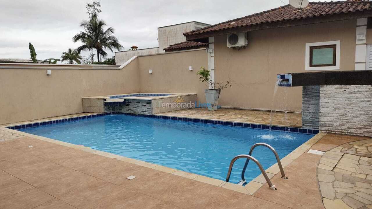 House for vacation rental in Bertioga (Boraceia)