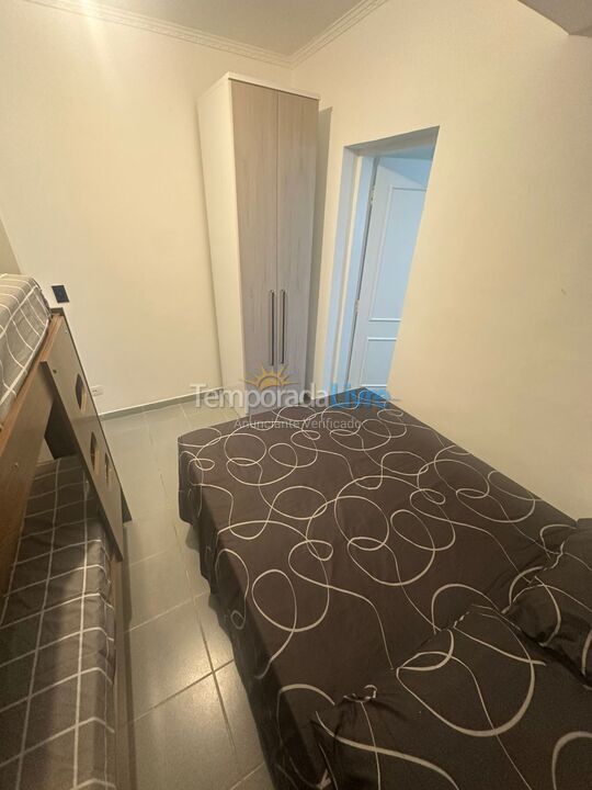 Apartment for vacation rental in Guarujá (Enseada)