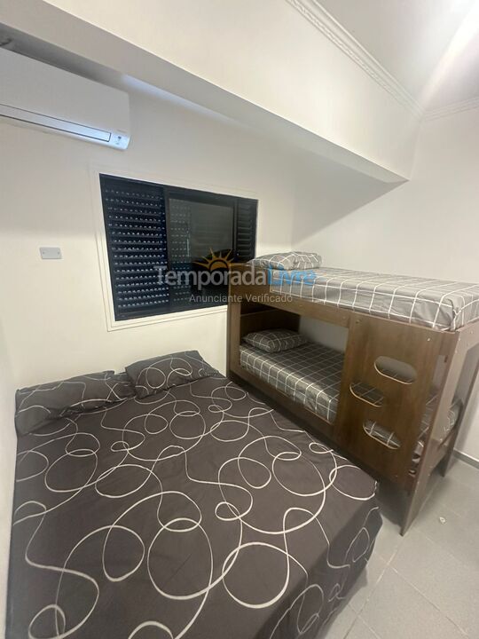 Apartment for vacation rental in Guarujá (Enseada)
