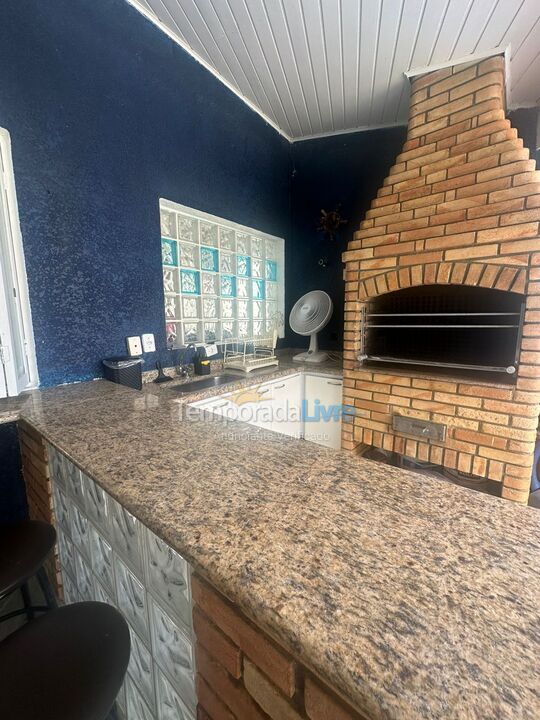 Apartment for vacation rental in Guarujá (Enseada)