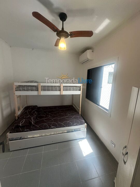 Apartment for vacation rental in Guarujá (Enseada)
