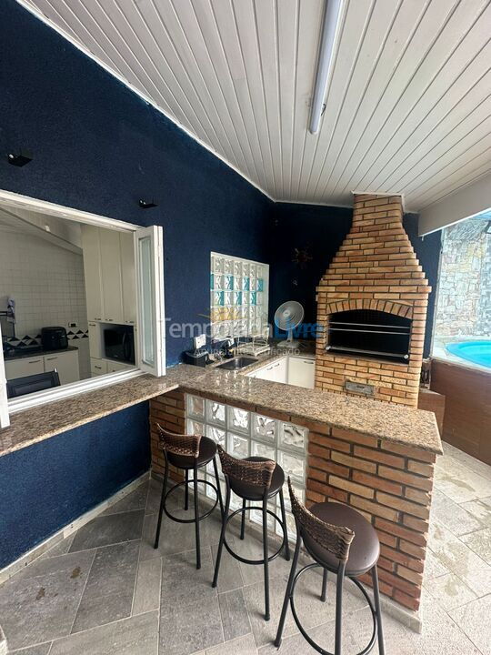 Apartment for vacation rental in Guarujá (Enseada)
