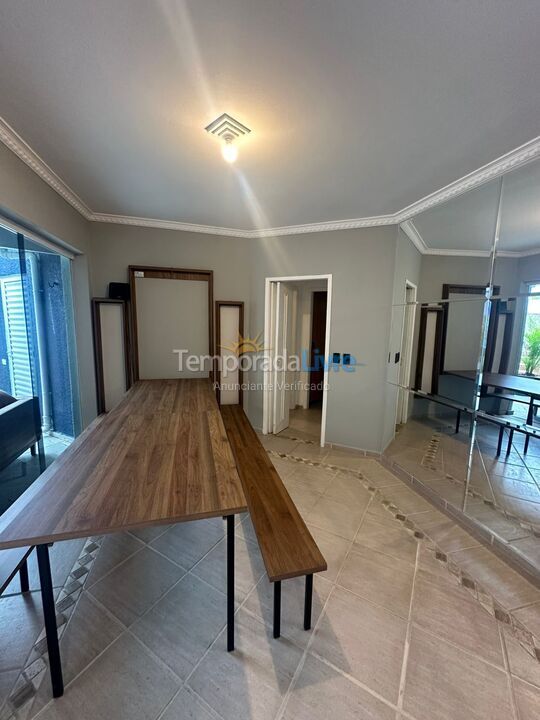 Apartment for vacation rental in Guarujá (Enseada)