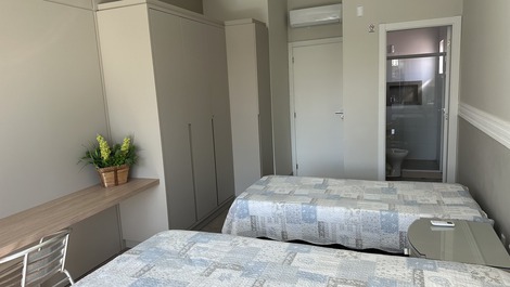 EXCELLENT HOUSES WITH SEA VIEWS !! 80M FROM THE SEA (House 01 and House 02)