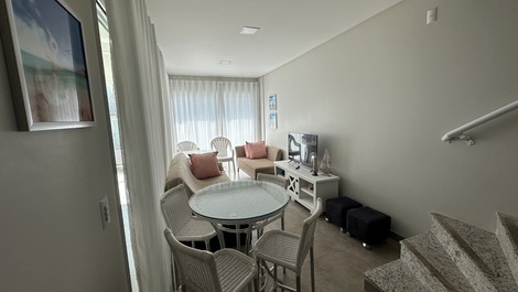 EXCELLENT HOUSES WITH SEA VIEWS !! 80M FROM THE SEA (House 01 and House 02)