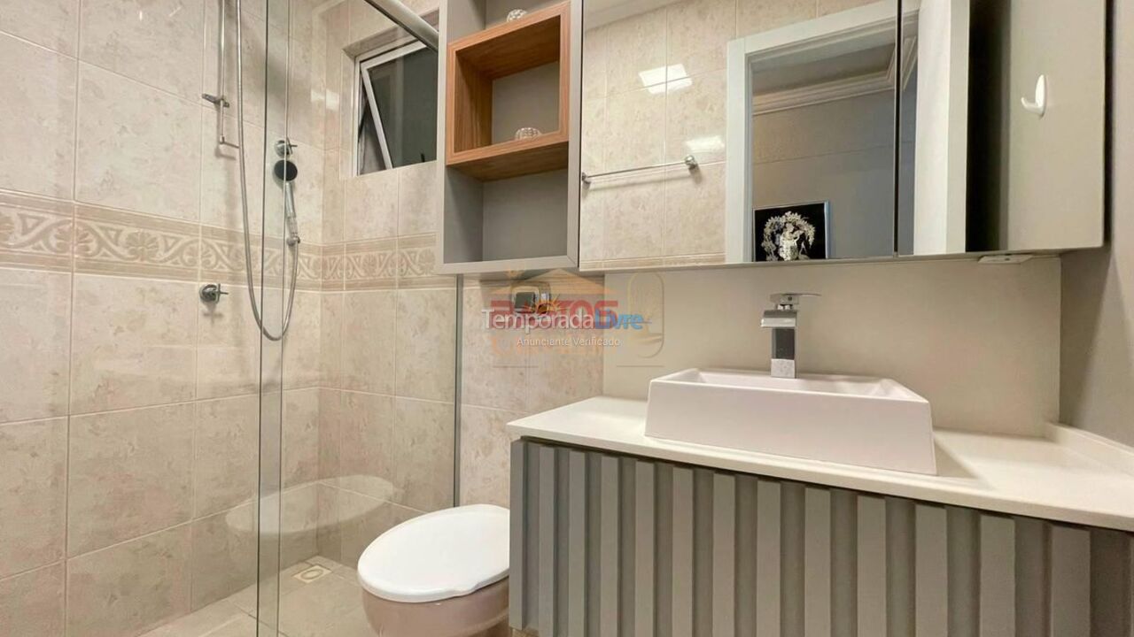 Apartamento para alquiler de vacaciones em Itapema (Meia Praia)