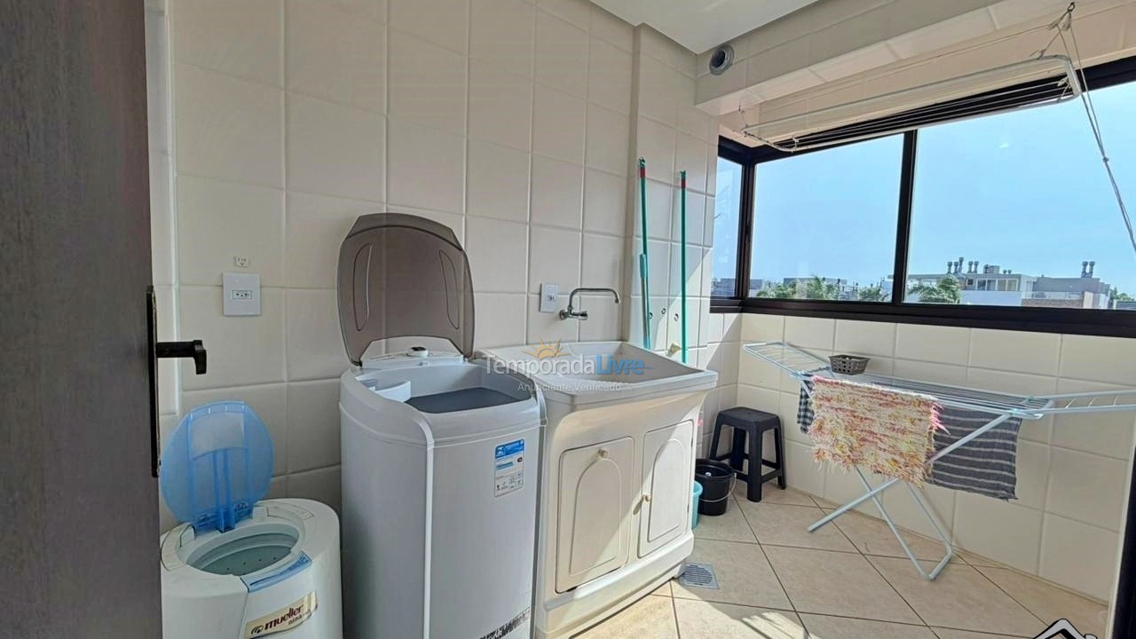 Apartamento para aluguel de temporada em Torres (Praia da Cal)
