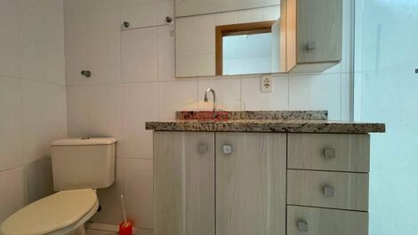 Apartamento a 80 metros del mar, alquiler de temporada en Meia Praia, Itapema.