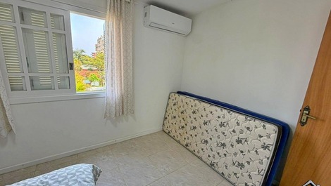 RÉVEILLON 2027 - APARTAMENTO C/ 2 QUARTOS - 3 QUADRAS - PRAIA DA CAL
