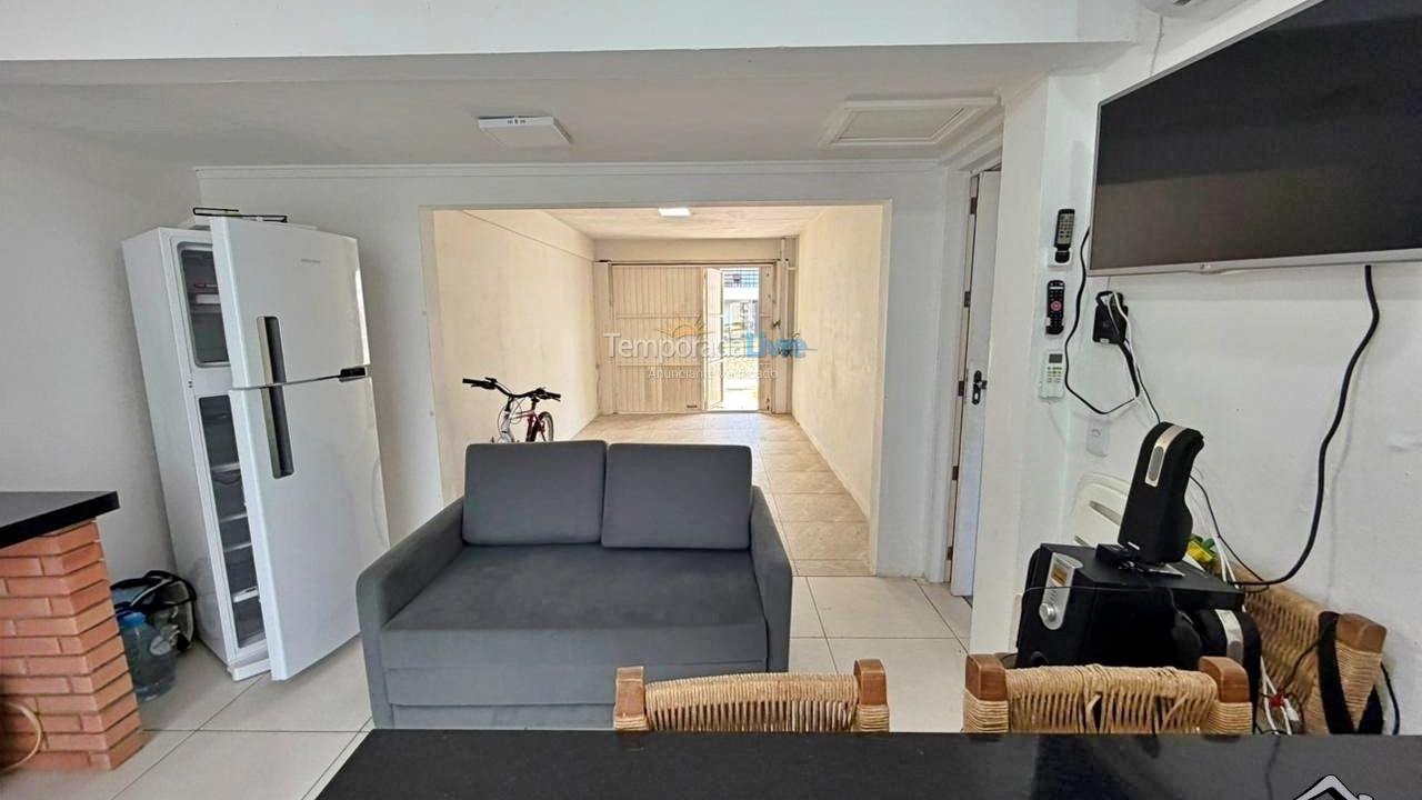 Apartamento para aluguel de temporada em Torres (Praia da Cal)