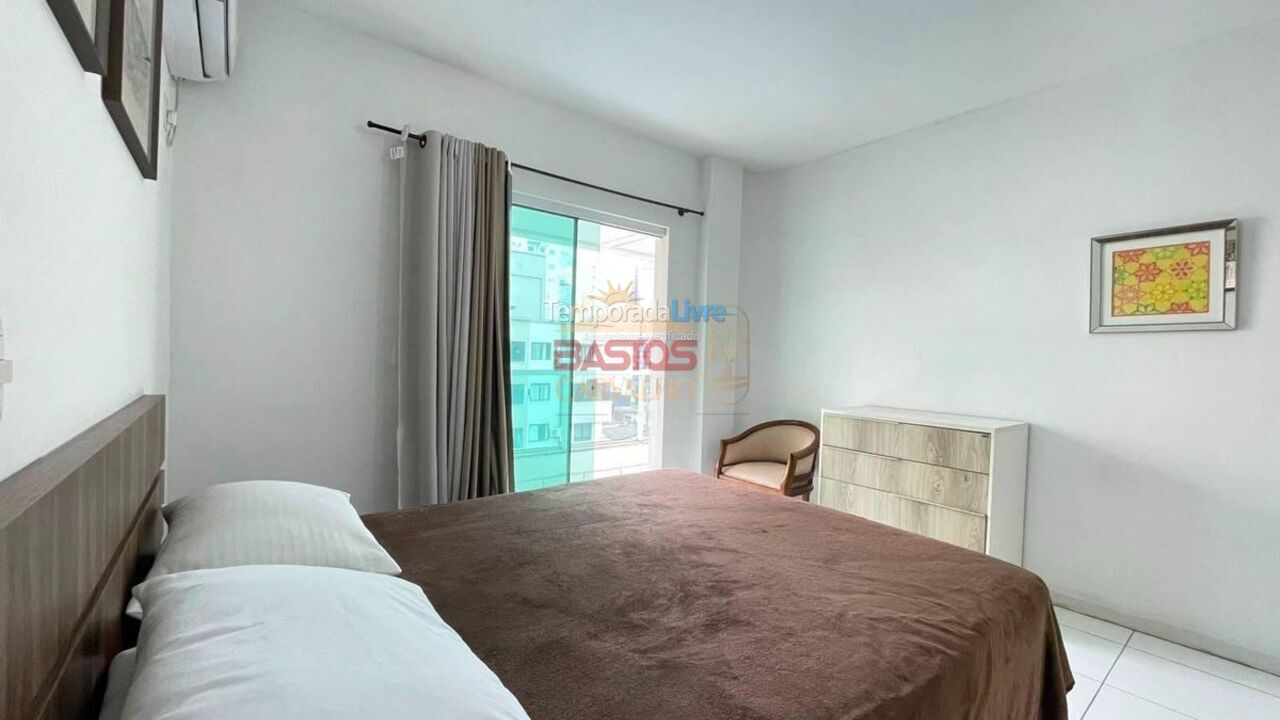 Apartamento para alquiler de vacaciones em Itapema (Meia Praia)