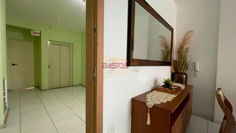 Magnífico apartamento en primera línea de playa en alquiler en Meia Praia.