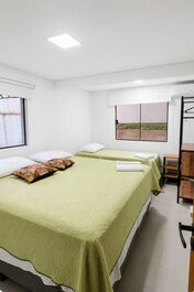 Casa con jacuzzi y piscina a unos 140 m - Playa Baleia