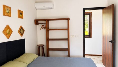 A refuge 140 meters from Baleia Beach.