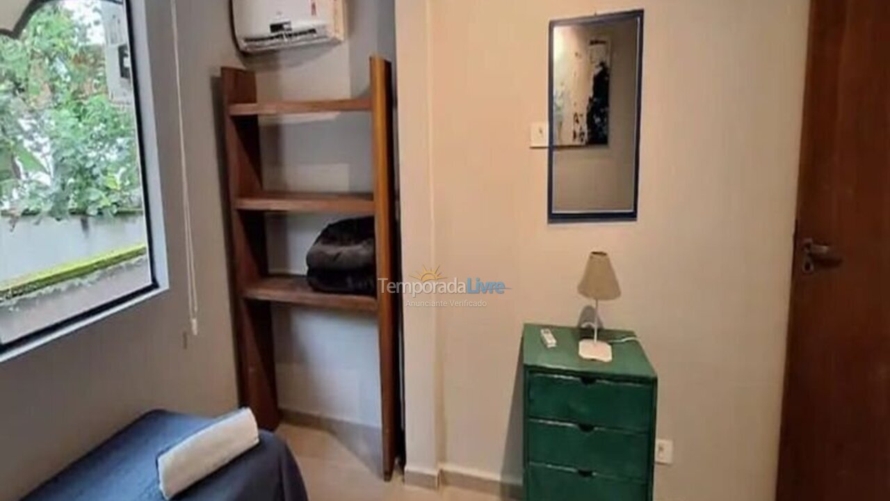 Casa para alquiler de vacaciones em São Sebastião (Praia da Baleia)