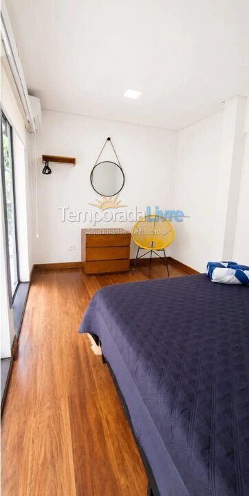 Casa para alquiler de vacaciones em São Sebastião (Praia da Baleia)
