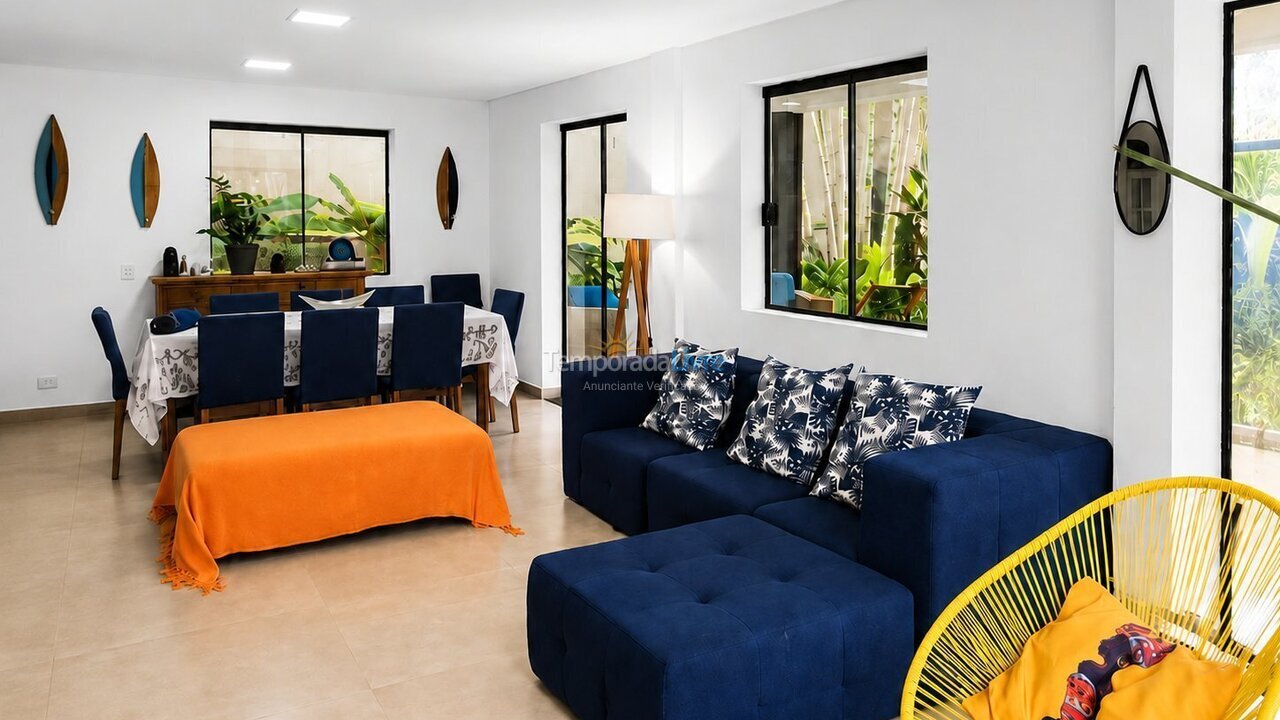 Casa para alquiler de vacaciones em São Sebastião (Praia da Baleia)