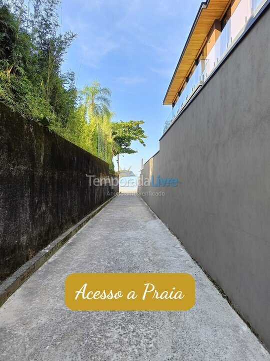 Apartment for vacation rental in São Sebastião (Praia da Baleia)