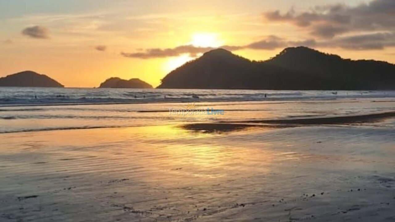 Casa para alquiler de vacaciones em São Sebastião (Praia da Baleia)