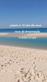 Praia a 10 min da casa 