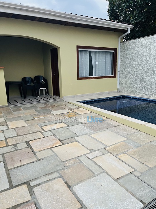 Casa para aluguel de temporada em Ubatuba (Estufa1)