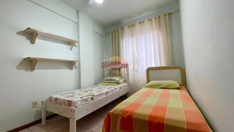 Great apartment for 5 people in Meia Praia, Itapema - SC