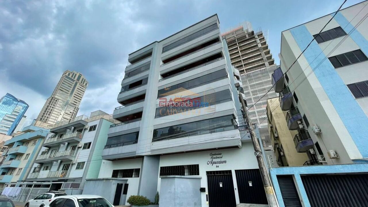Apartamento para aluguel de temporada em Itapema (Meia Praia)