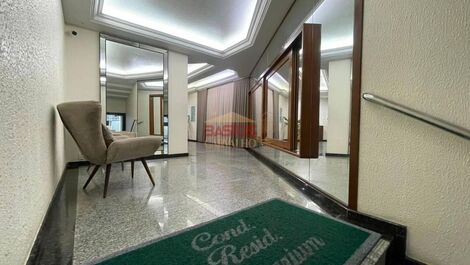 APARTAMENTO PERTO DO MAR, EM MEIA PRAIA, ITAPEMA -SC