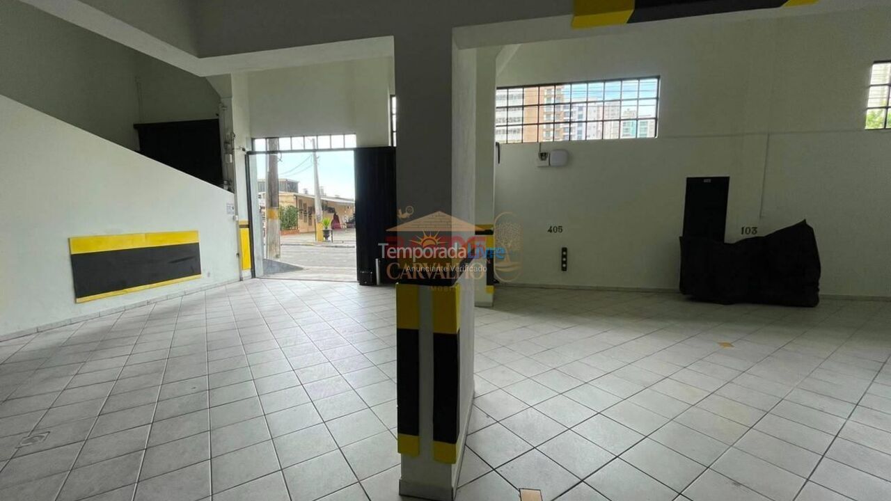Apartamento para aluguel de temporada em Itapema (Meia Praia)