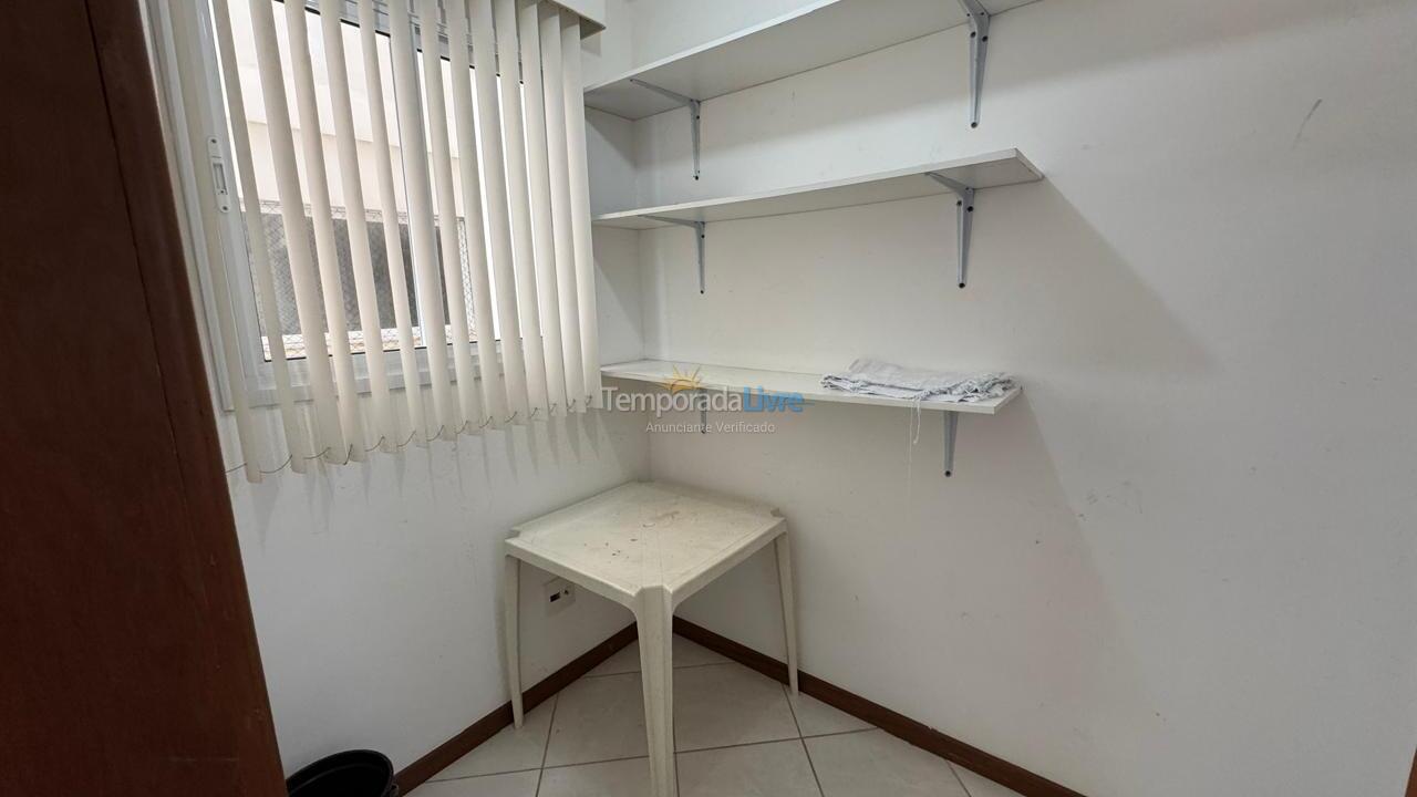 Apartment for vacation rental in Guarapari (Praia do Morro)