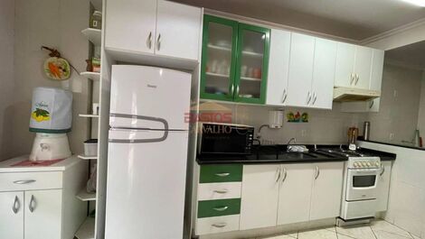 PRECIOSO APARTAMENTO PARA ALQUILER DE TEMPORADA EN MEIA PRAIA, ITAPEMA/SC