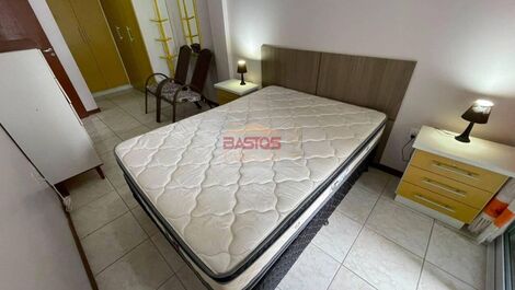 PRECIOSO APARTAMENTO PARA ALQUILER DE TEMPORADA EN MEIA PRAIA, ITAPEMA/SC