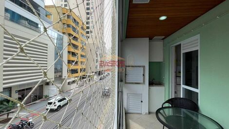 PRECIOSO APARTAMENTO PARA ALQUILER DE TEMPORADA EN MEIA PRAIA, ITAPEMA/SC