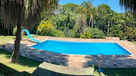 Sítio Juquitiba – Descanso, Piscina e Área Verde