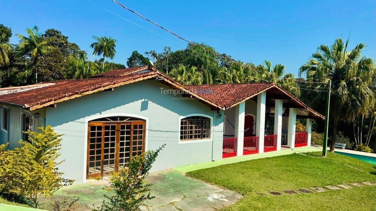 Chácara / sítio para aluguel de temporada em Juquitiba (Barra Mansa)