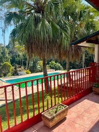 Sítio Juquitiba – Descanso, Piscina e Área Verde