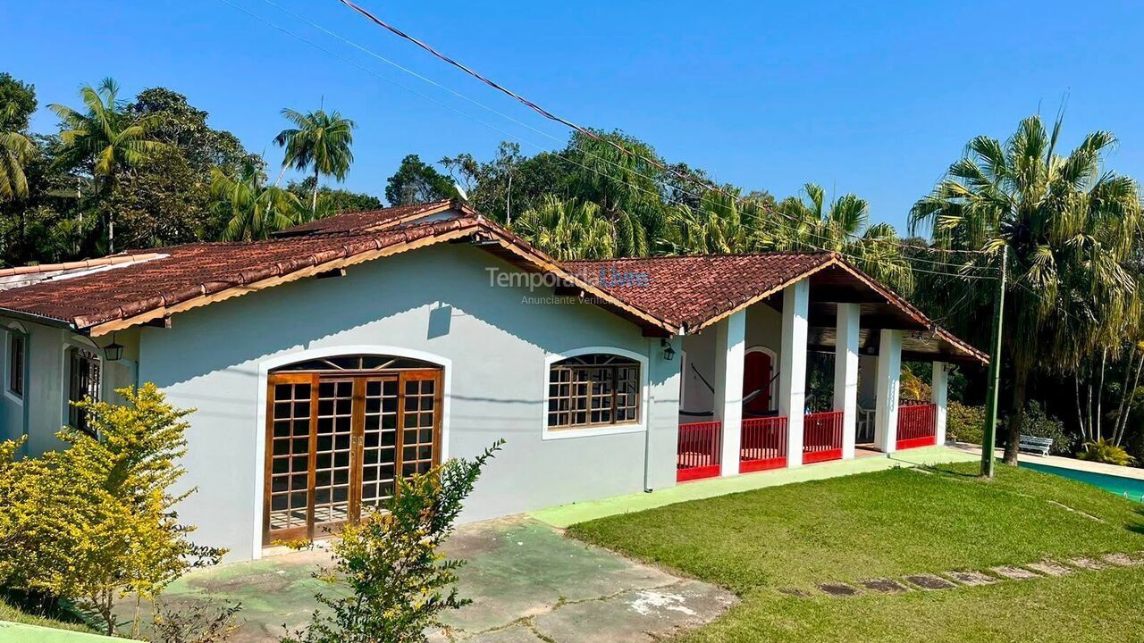 Chácara / sítio para aluguel de temporada em Juquitiba (Barra Mansa)