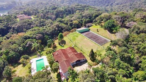 Sítio Juquitiba – Descanso, Piscina e Área Verde