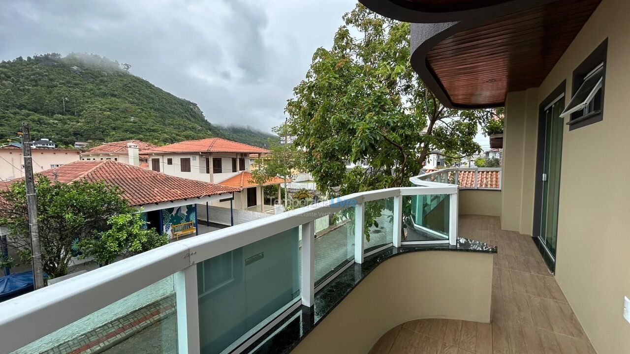 House for vacation rental in Bombinhas (Canto Grande)