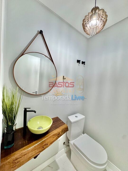 Apartamento para aluguel de temporada em Bombinhas (Mariscal)
