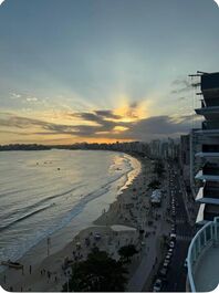 4-Bedroom Penthouse with Full View