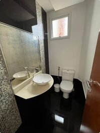 4-Bedroom Penthouse with Full View