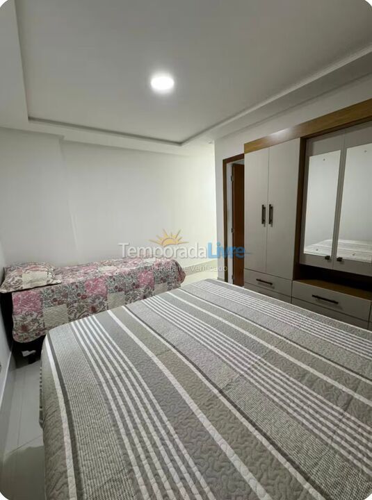 Apartment for vacation rental in Guarapari (Praia do Morro)